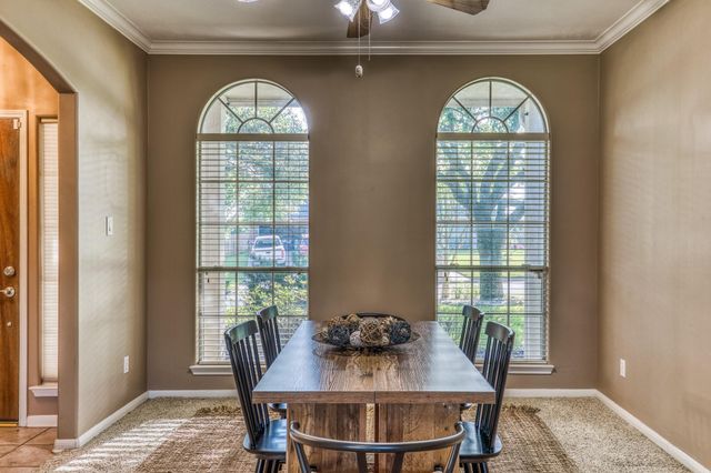 2706 Victory Lane, Brenham, TX 77833