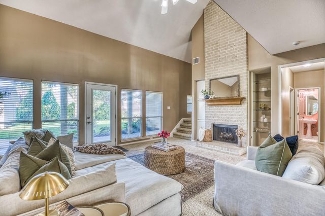 2706 Victory Lane, Brenham, TX 77833