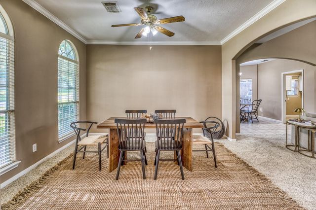 2706 Victory Lane, Brenham, TX 77833