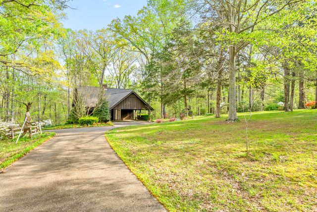 1331 Hutcheson Ln, Clarksville, TN 37040
