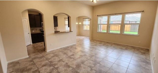 335 American Black Bear Drive, Crosby, TX 77532