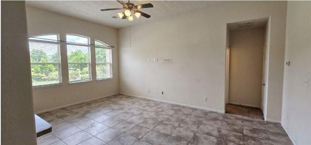 335 American Black Bear Drive, Crosby, TX 77532