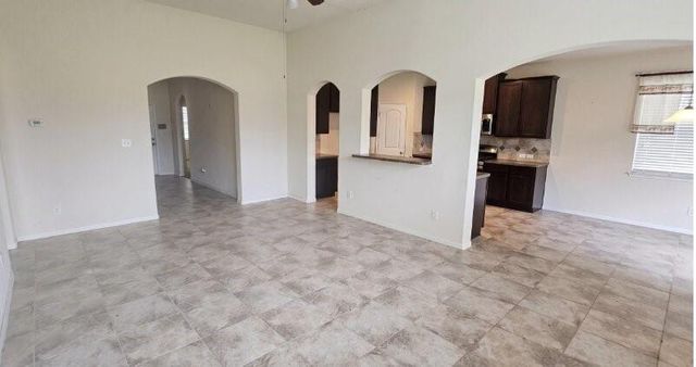 335 American Black Bear Drive, Crosby, TX 77532