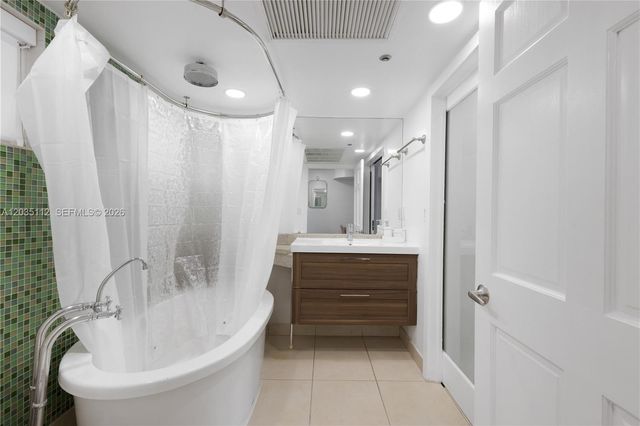 1024 Ocean Drive A402, Miami Beach, FL 33139