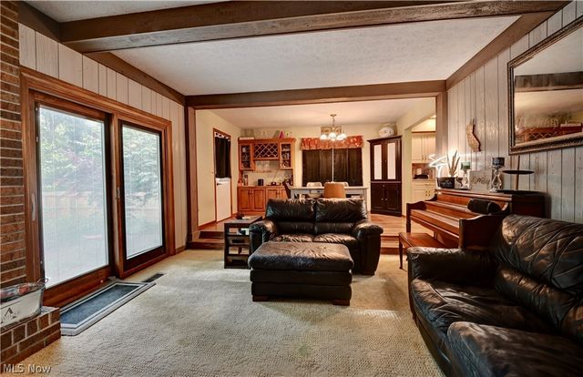 1036 Briarview Avenue NW, North Canton, OH 44720