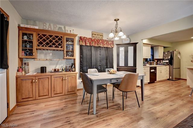 1036 Briarview Avenue NW, North Canton, OH 44720