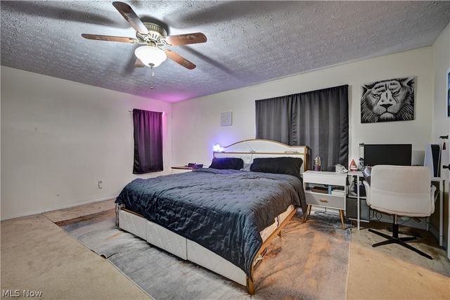 1036 Briarview Avenue NW, North Canton, OH 44720