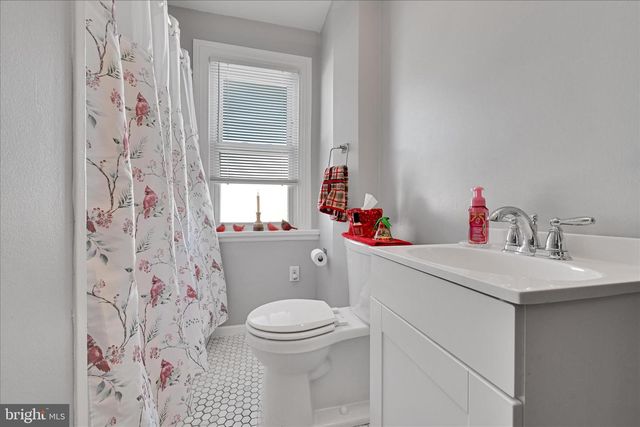 7425 ROGERS AVE, Upper Darby, PA 19082