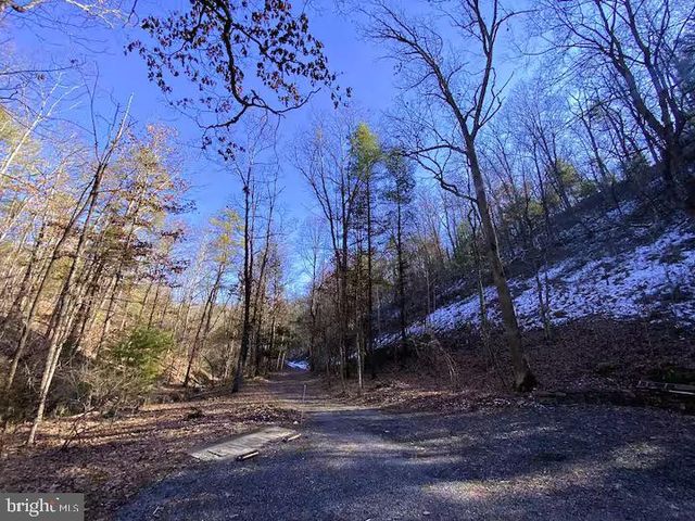 1144 KREJCI BLVD., Mount Jackson, VA 22842