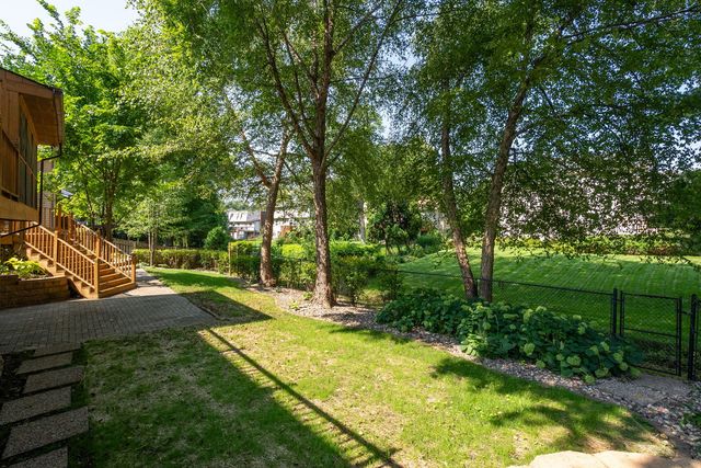 4490 Hamilton Drive, Bettendorf, IA 52722