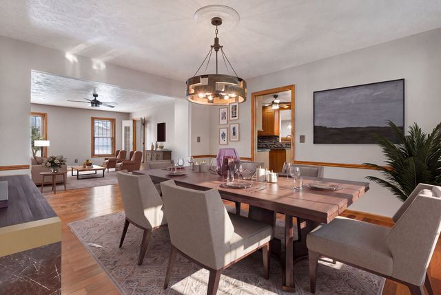 4490 Hamilton Drive, Bettendorf, IA 52722