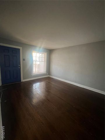 8815 Kendale Drive, Bel Ridge, MO 63121