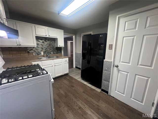 8815 Kendale Drive, Bel Ridge, MO 63121