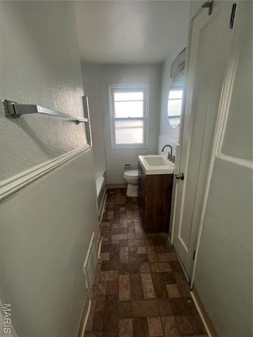 8815 Kendale Drive, Bel Ridge, MO 63121