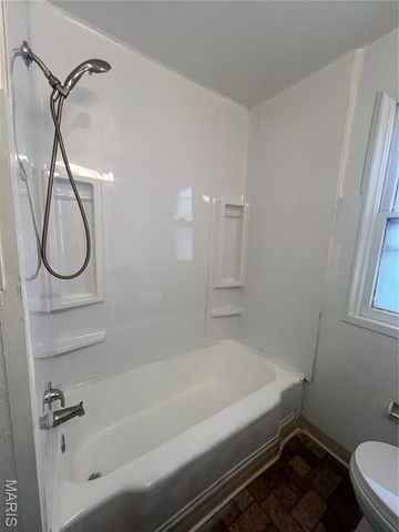 8815 Kendale Drive, Bel Ridge, MO 63121