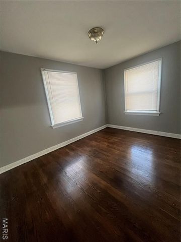 8815 Kendale Drive, Bel Ridge, MO 63121