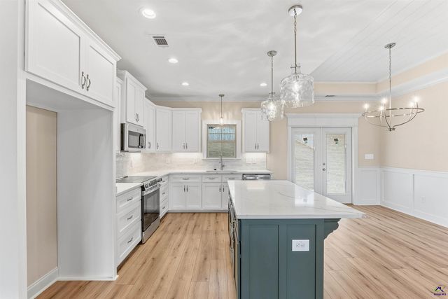 216 Golden Chestnut Bend, Bonaire, GA 31005