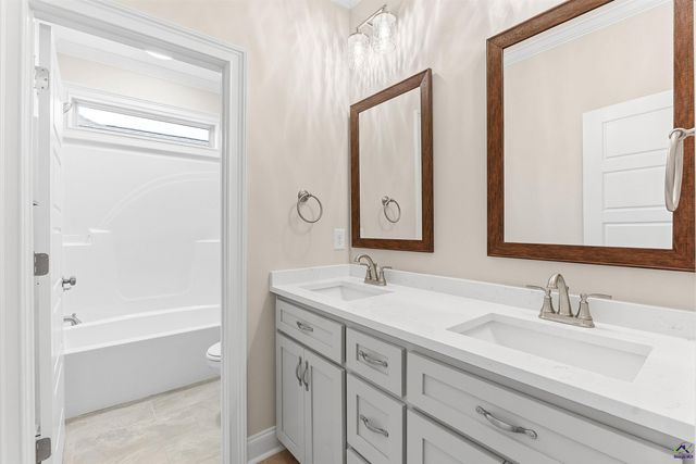 216 Golden Chestnut Bend, Bonaire, GA 31005