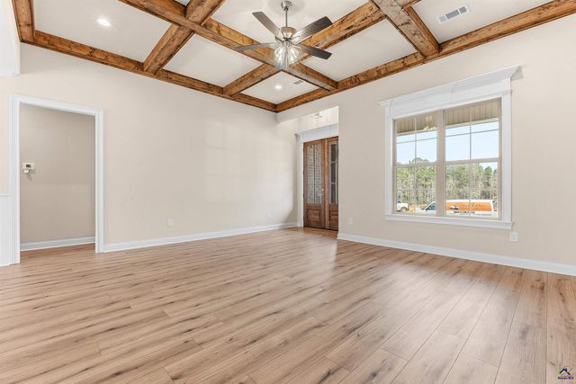 216 Golden Chestnut Bend, Bonaire, GA 31005
