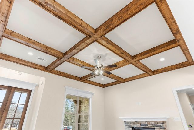 216 Golden Chestnut Bend, Bonaire, GA 31005