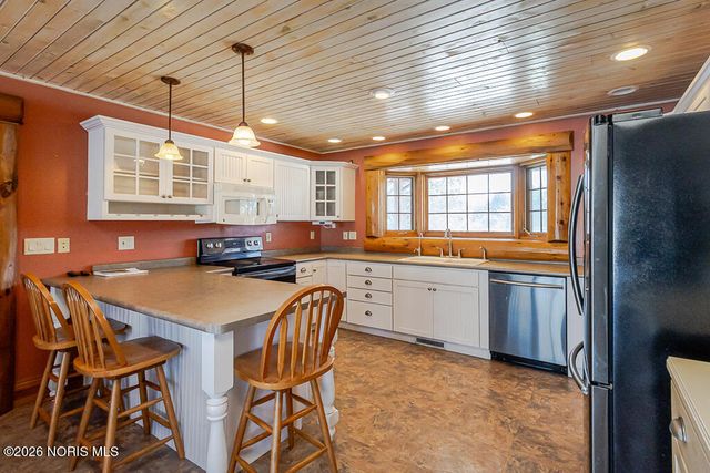 3088 County Road H, Swanton, OH 43558