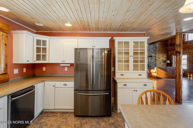 3088 County Road H, Swanton, OH 43558