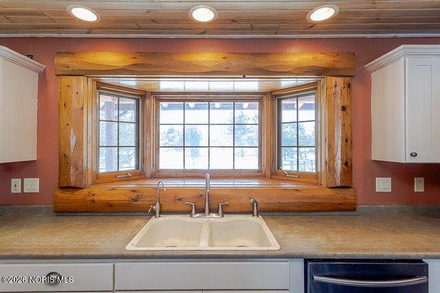 3088 County Road H, Swanton, OH 43558