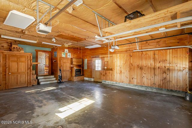 3088 County Road H, Swanton, OH 43558