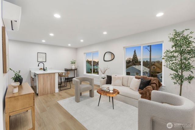 3209 E J Street, Tacoma, WA 98404