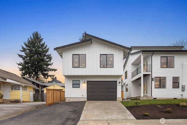 3209 E J Street, Tacoma, WA 98404