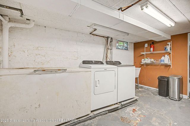 505 Fulton Place, Lansing, MI 48915