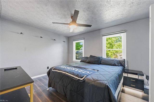 72 Ireland ST, Hampton, VA 23663