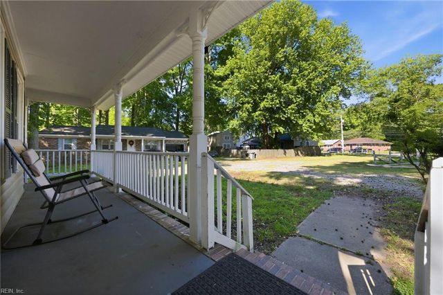 72 Ireland ST, Hampton, VA 23663