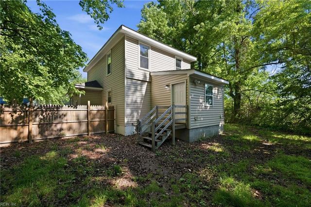72 Ireland ST, Hampton, VA 23663