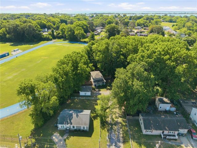 72 Ireland ST, Hampton, VA 23663
