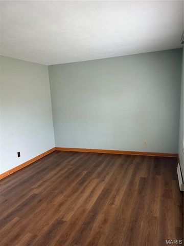 4307 Kay Lane, St Louis, MO 63123