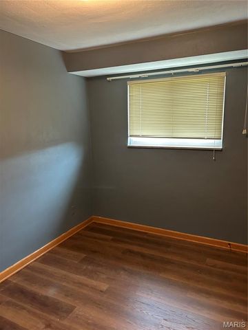 4307 Kay Lane, St Louis, MO 63123