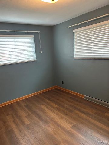 4307 Kay Lane, St Louis, MO 63123