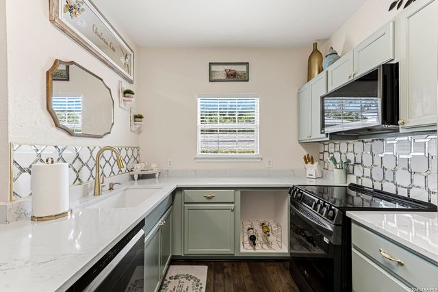 115 Chapel Hill Cir Unit 115, San Antonio, TX 78240