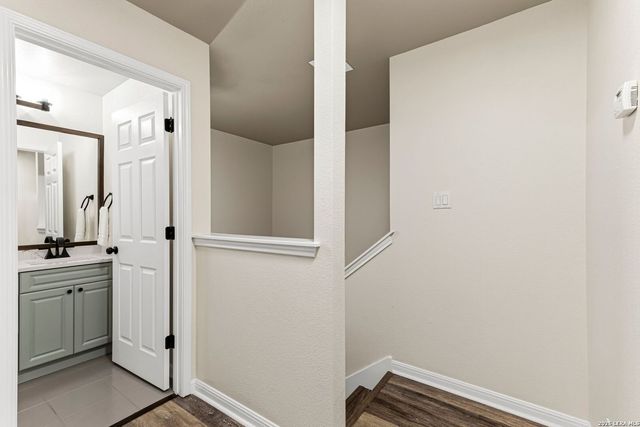 115 Chapel Hill Cir Unit 115, San Antonio, TX 78240