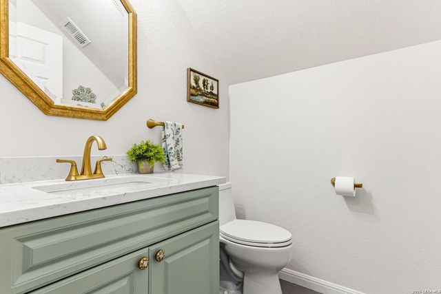 115 Chapel Hill Cir Unit 115, San Antonio, TX 78240