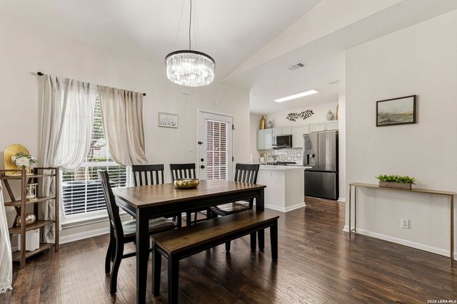 115 Chapel Hill Cir Unit 115, San Antonio, TX 78240