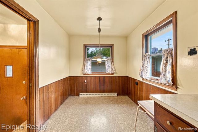 16195 Stricker Avenue, Eastpointe, MI 48021