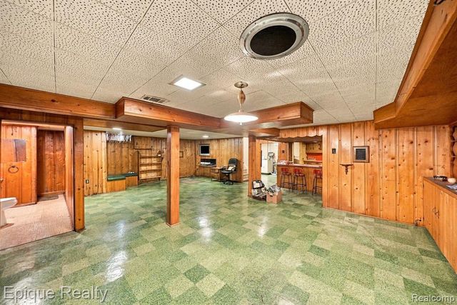 16195 Stricker Avenue, Eastpointe, MI 48021