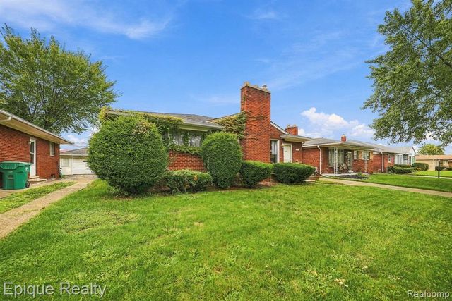 16195 Stricker Avenue, Eastpointe, MI 48021