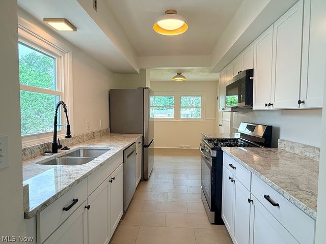 5193 Pinecrest, Austintown, OH 44515