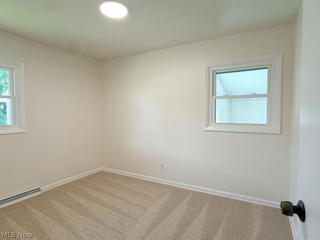5193 Pinecrest, Austintown, OH 44515