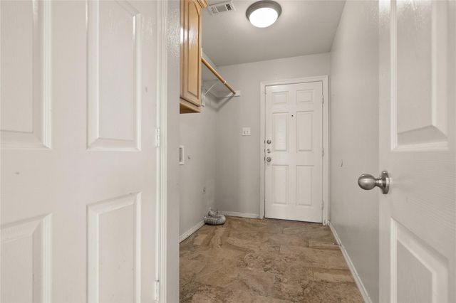 200 Flower Meadows Drive, Waxahachie, TX 75165