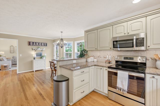 341 Bradshaw Rd, Lebanon, TN 37087