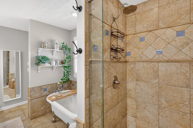 341 Bradshaw Rd, Lebanon, TN 37087